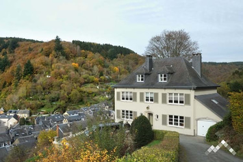 Villa de luxe à Bouillon pour 14 personnes avec abri vélos, panorama sur la ville et la Semois