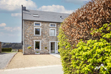 Cottage à La Roche pour 6 personnes avec billard, wellness, jardin clôturé et terrasse panoramique