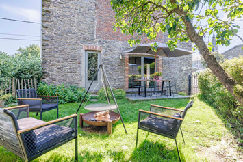 Gîte de charme à Paliseul pour 6 personnes avec jardin clôturé, brasero et abri vélos