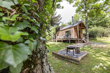 Tiny house à Houyet pour 2 personnes le long de l’eau et du Ravel 