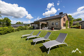 Cottage à Stoumont pour 12 personnes avec sauna, barbecue Ofyr et terrasse panoramique